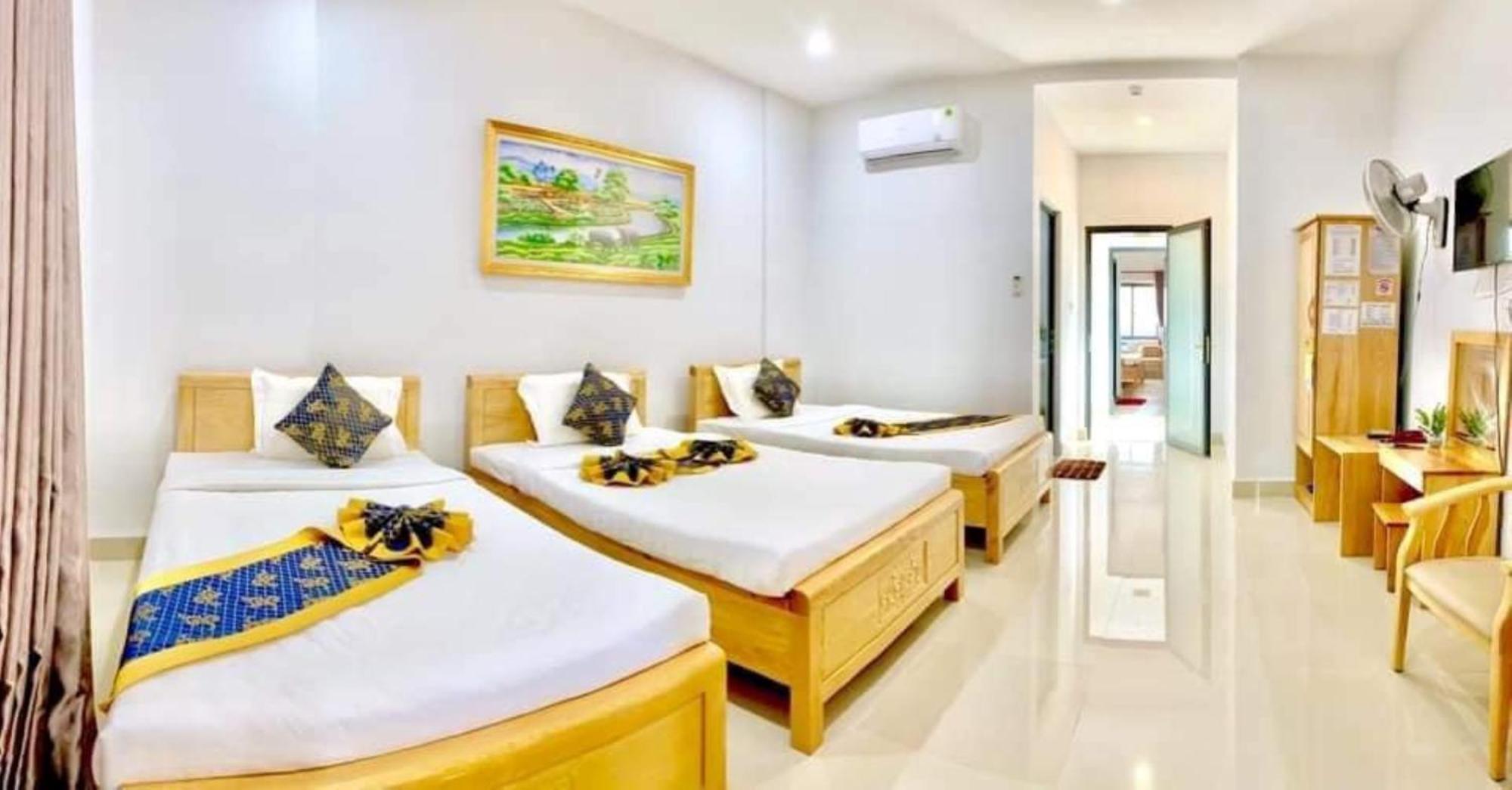 Bien Dong Hotel Dao Phu Quy Cu Lao Thu Esterno foto