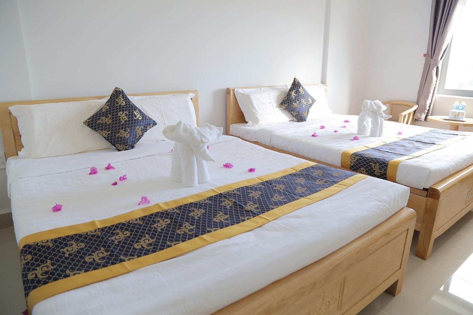 Bien Dong Hotel Dao Phu Quy Cu Lao Thu Esterno foto
