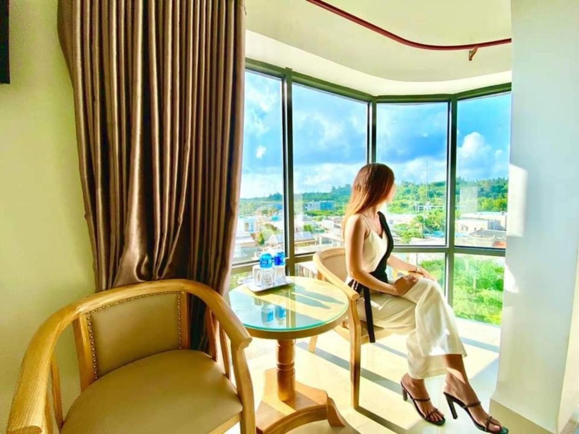 Bien Dong Hotel Dao Phu Quy Cu Lao Thu Esterno foto